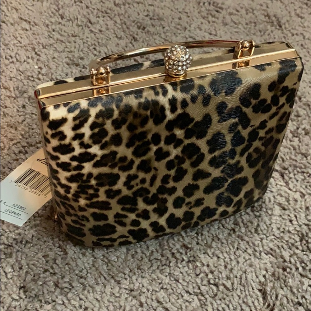 Cheetah clutch